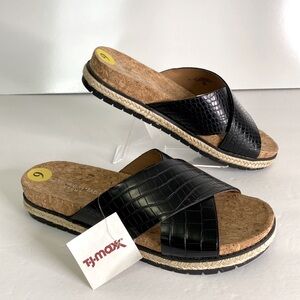 Adrienne Vittadini Sport Black Cork Sandal | Size: 9 Womens NWT